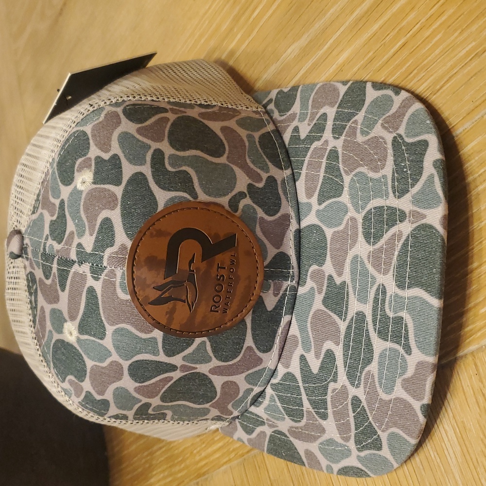 NEW Roost WATERFOWL Hunting Camouflage Trucker Hat Snap Back